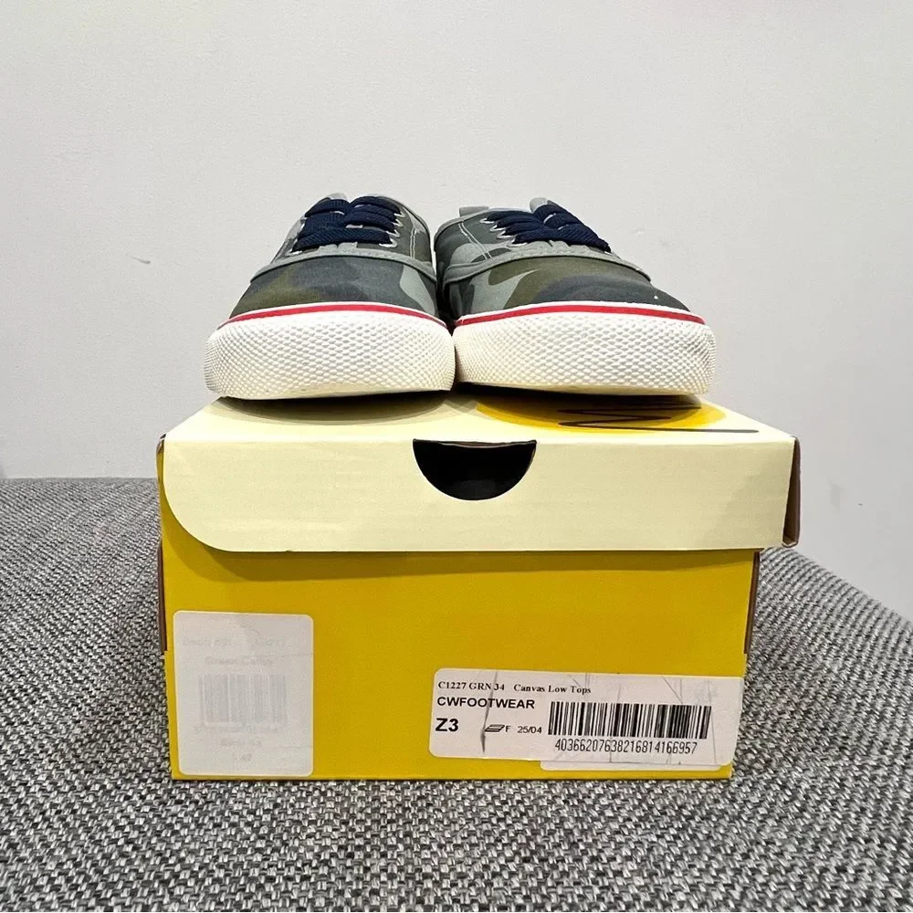 Mini Boden Printed Low Top Sneakers (Size 34)